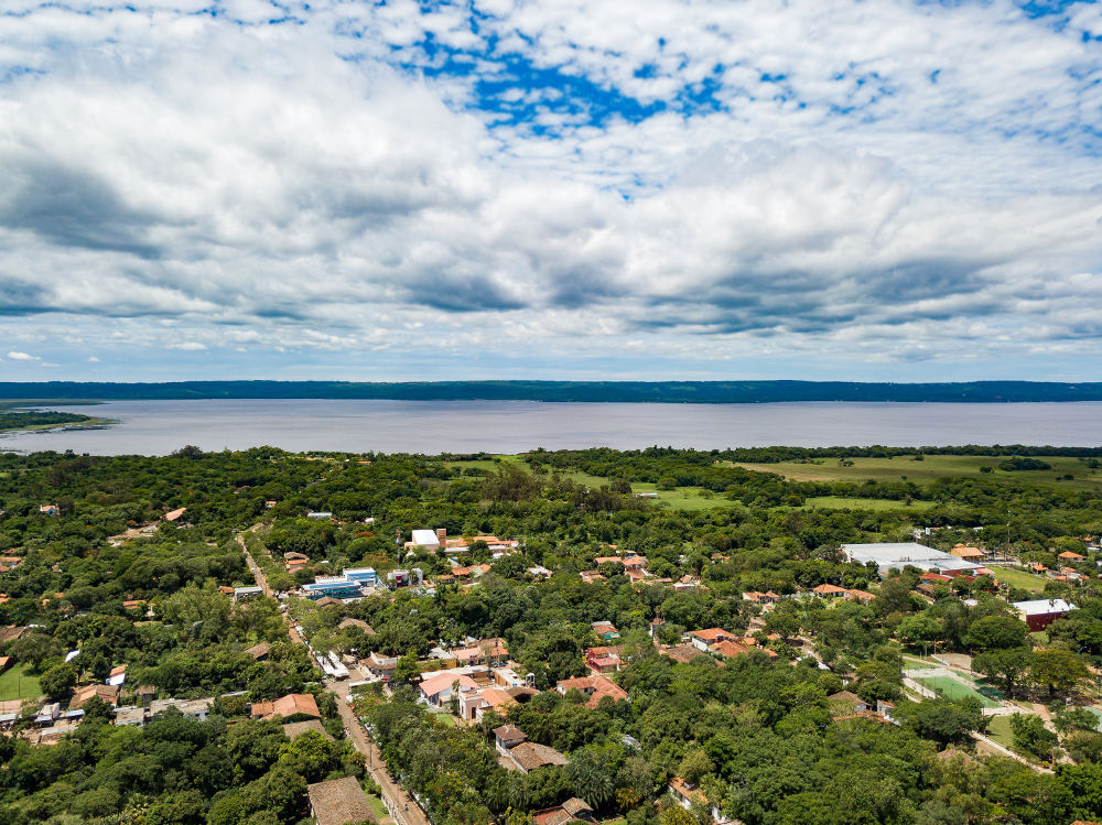 Lago Ypacarai Paraguay